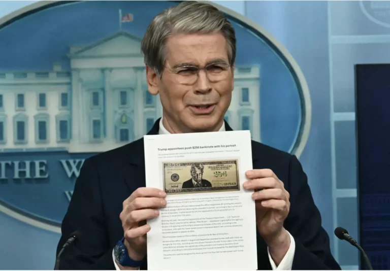 $250 bill featuring President Donald Trump